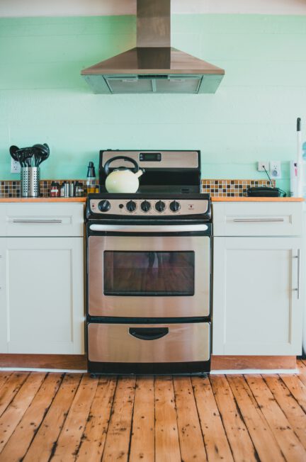 How to Clean Hard Water Stains From Stainless Steel Sinks